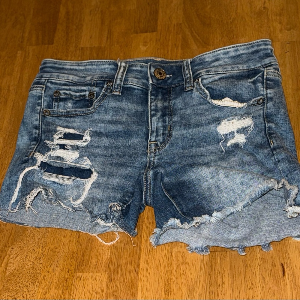 American Eagle Outfitters Distressed Denim Cut-offs, Size 4